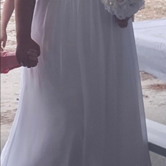 White Plus Size Wedding Dress - Picture 4 of 6