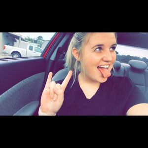 Meet your Posher, Karli