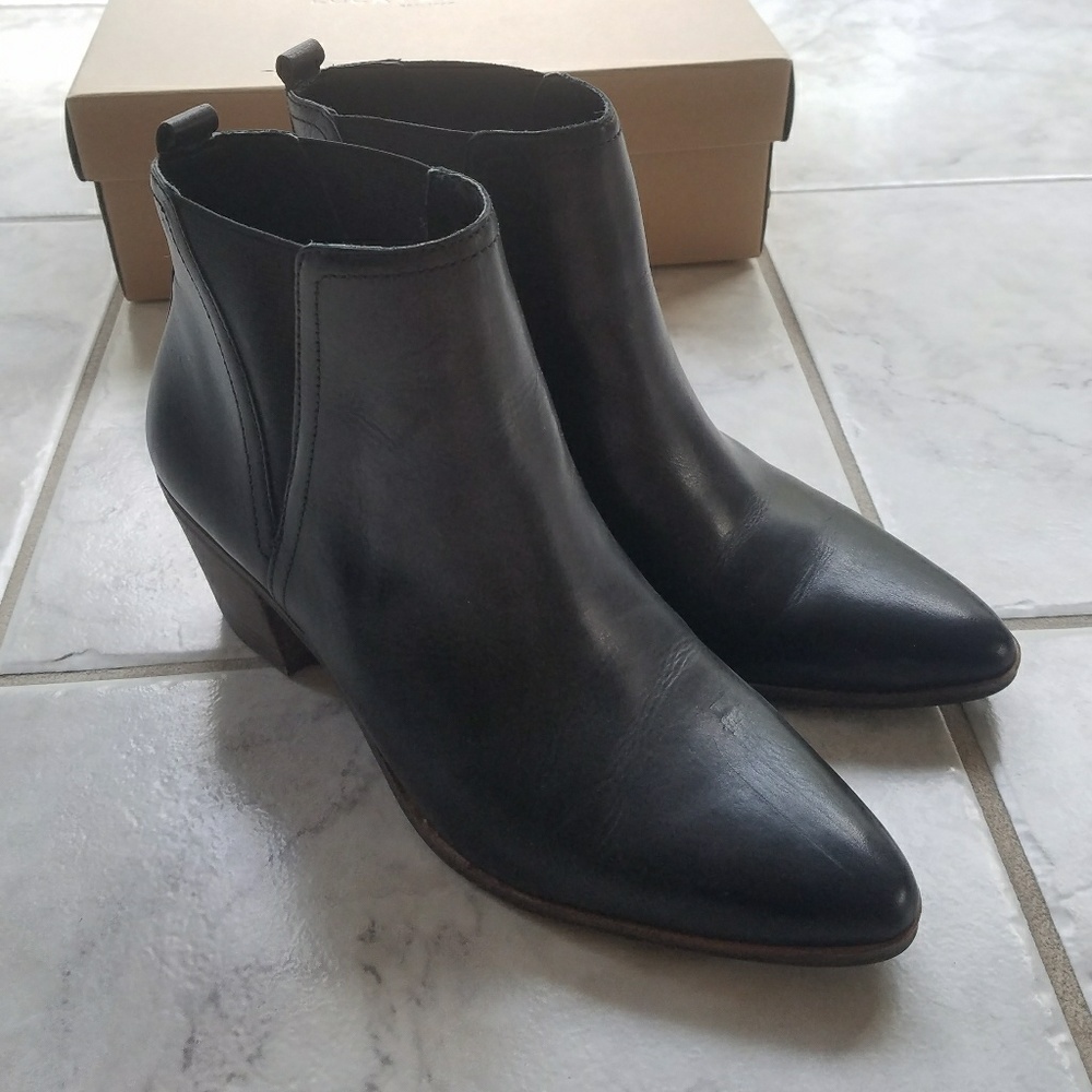 Lucky Brand Black Leather Bootie