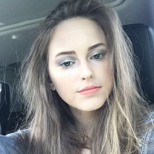 Meet your Posher, Summer