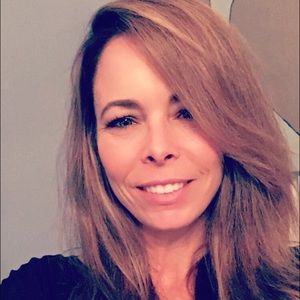 Meet your Posher, Valarie