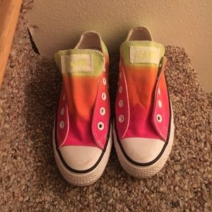 Tie-dye converse size 5