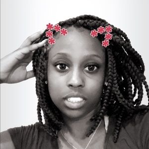 Meet your Posher, Kendra