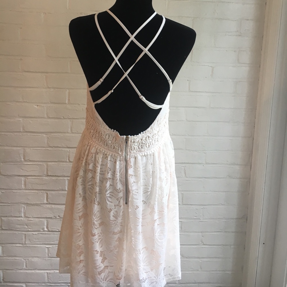 🤗🤗 Pink Lace Dress SIZE-CORRECTION - Picture 3 of 3