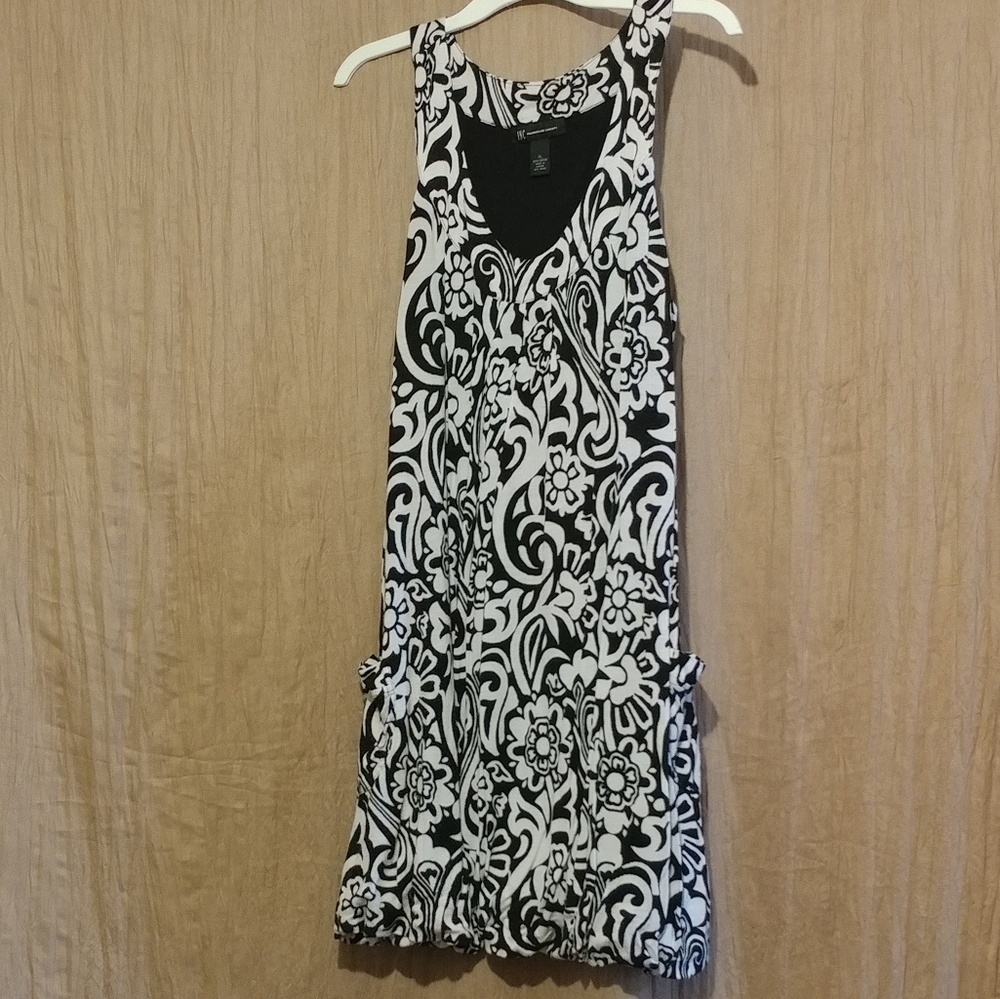 INC black and white dress with pockets