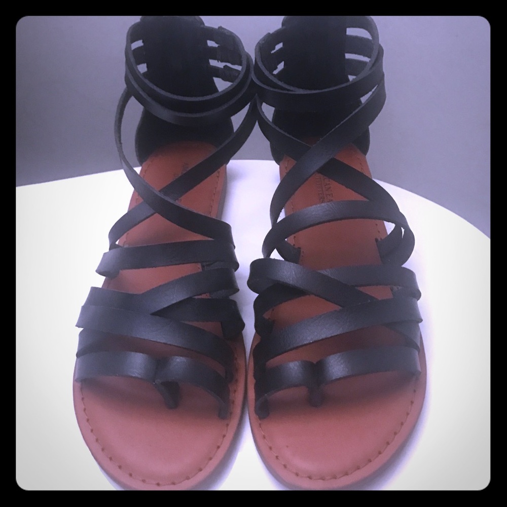 American Eagle Sandals