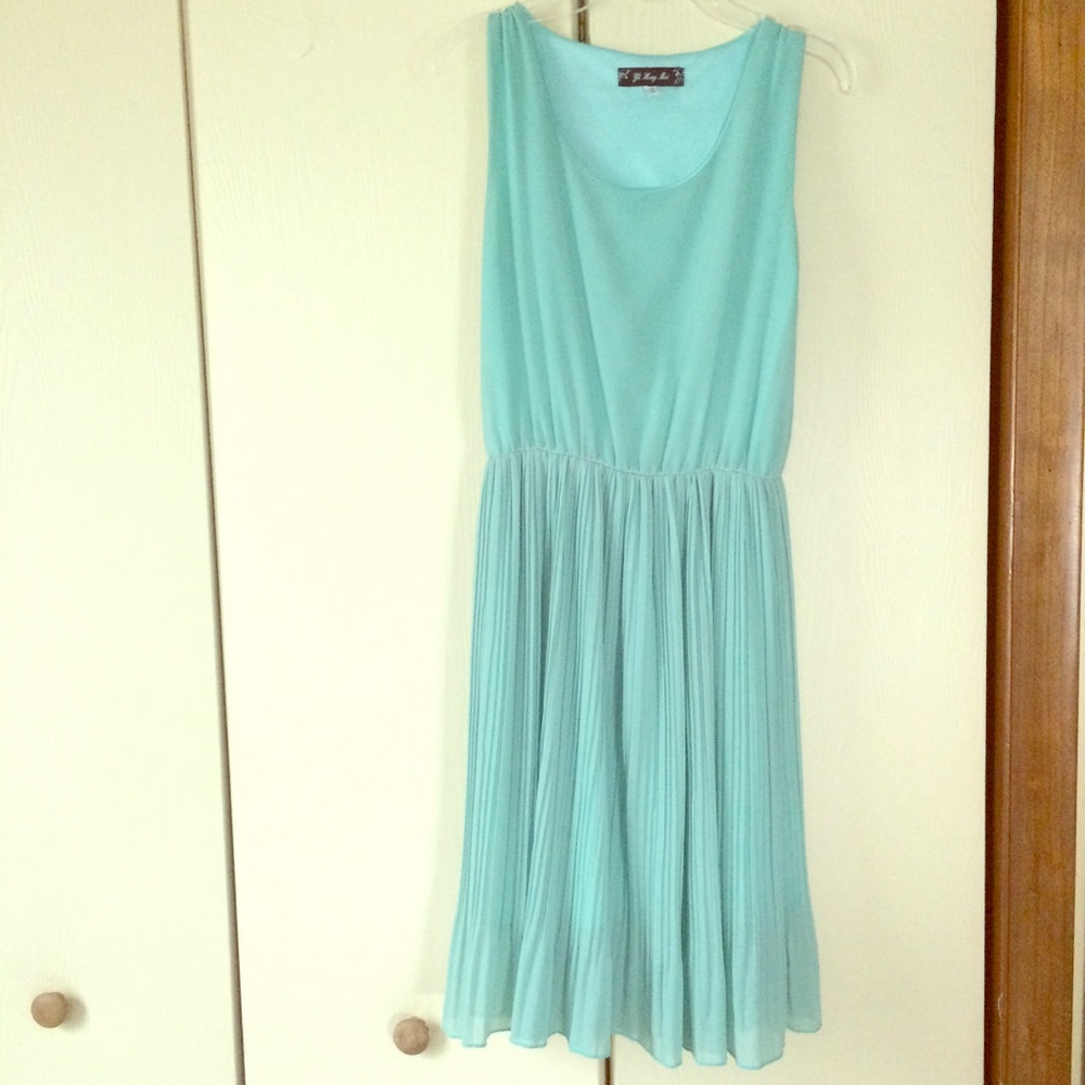 Short dress
