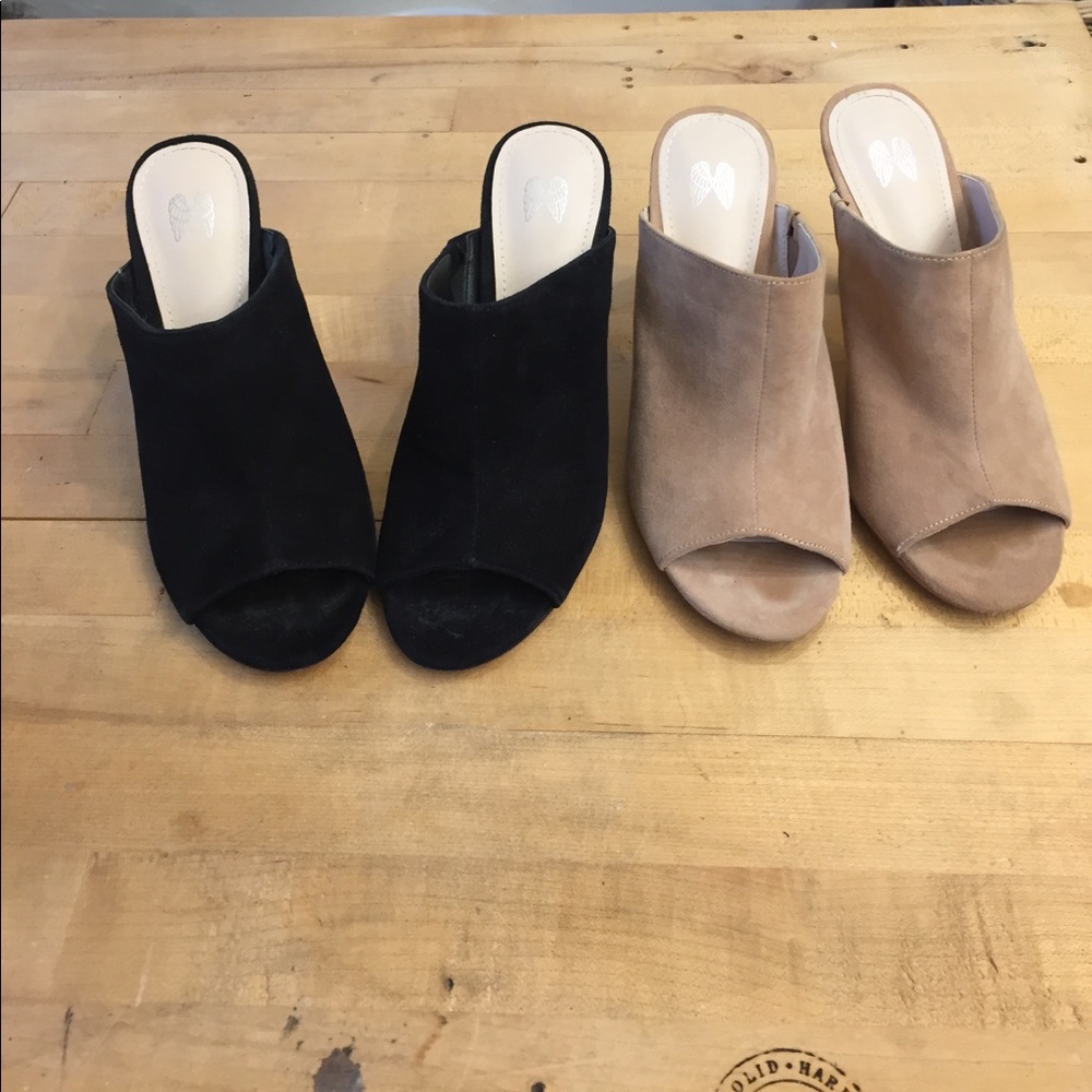 Victoria Secret peep toe heels