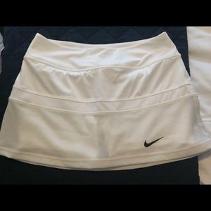 Nike Women's Golf Skort