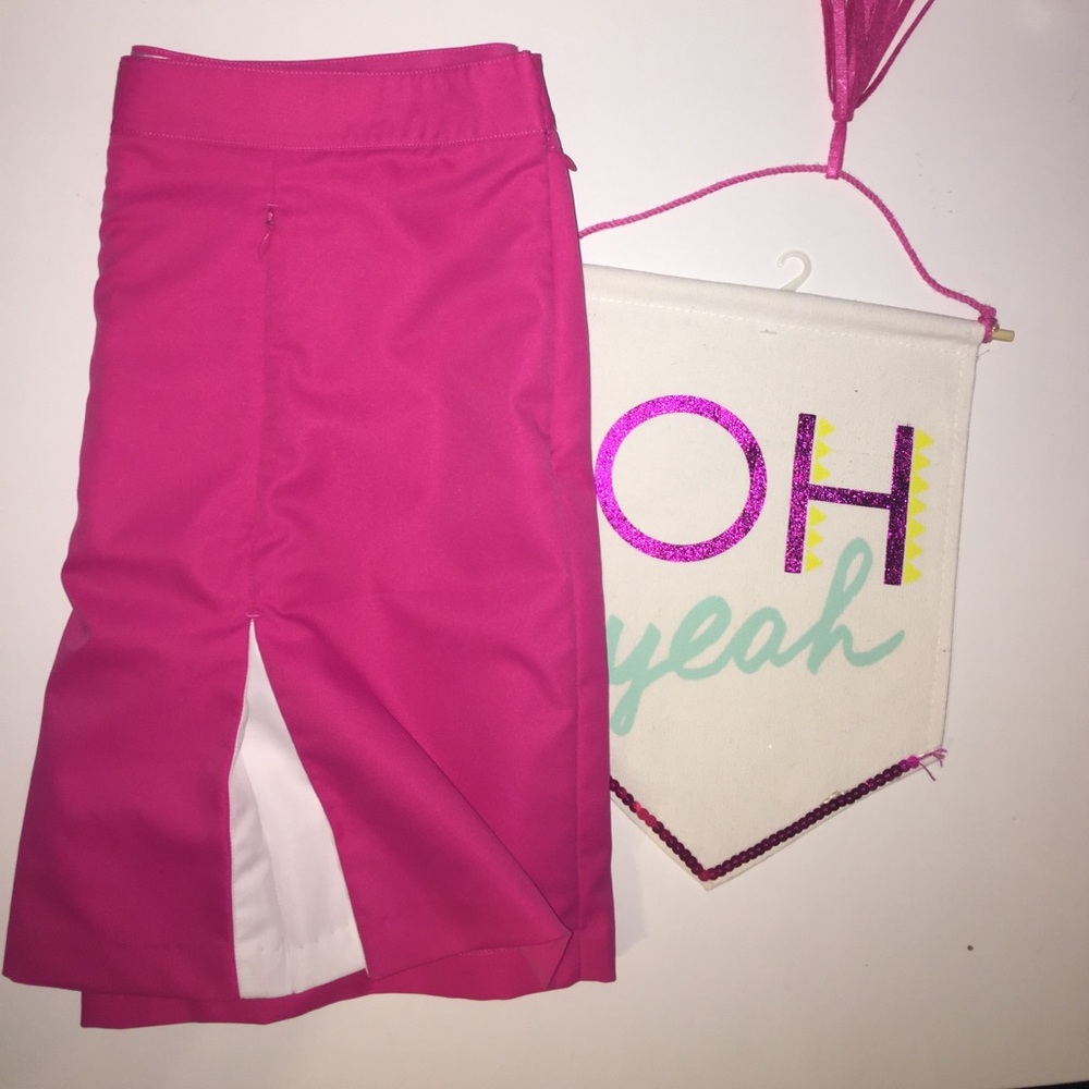 Greg Norman pleated tennis skirt.