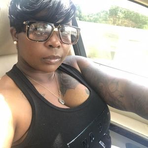 Meet your Posher, Adriane