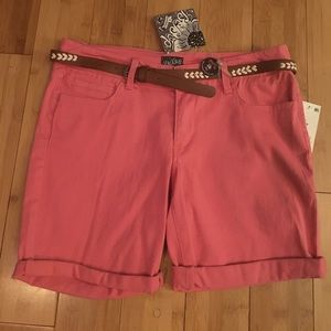 Mid-thigh level shorts