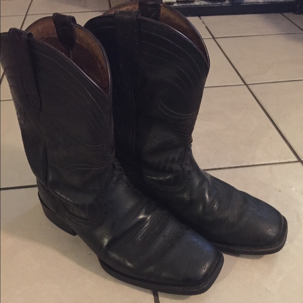Men's Ariat Boots SOLD