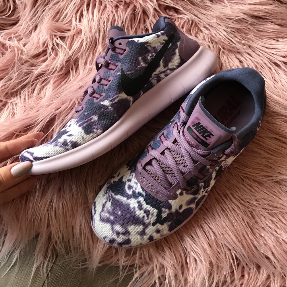 NWT Nike free RN print - Picture 7 of 8