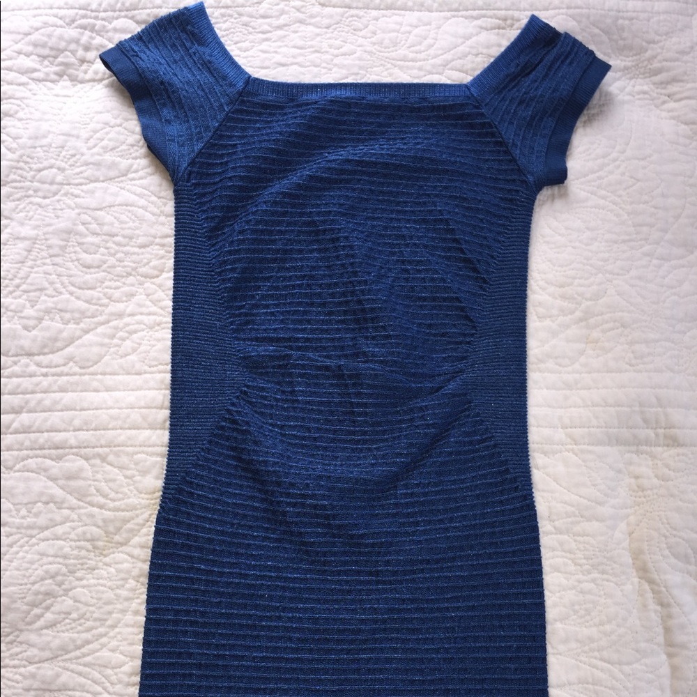 off the shoulder bebe blue body con dress