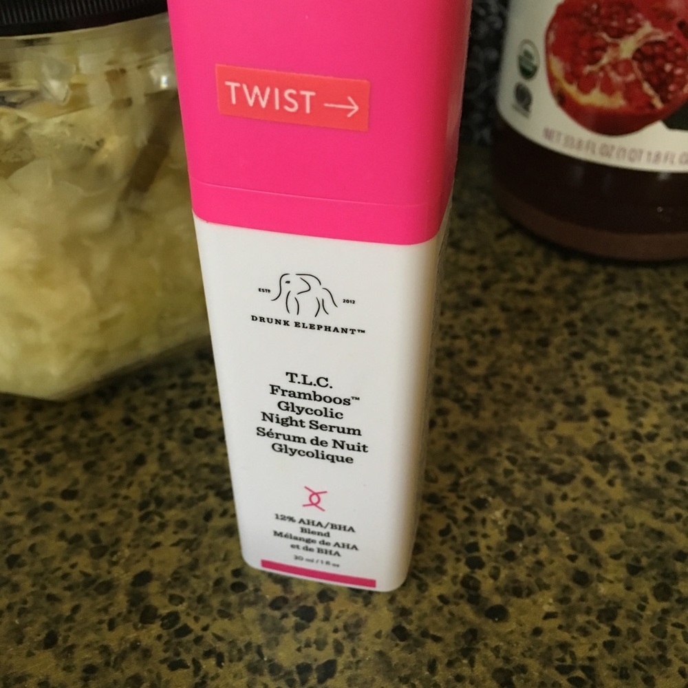 Drunk elephant TLC framboos glycolic night serum