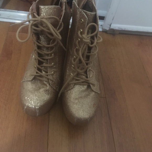 Gold glitter booties - Picture 1 of 2
