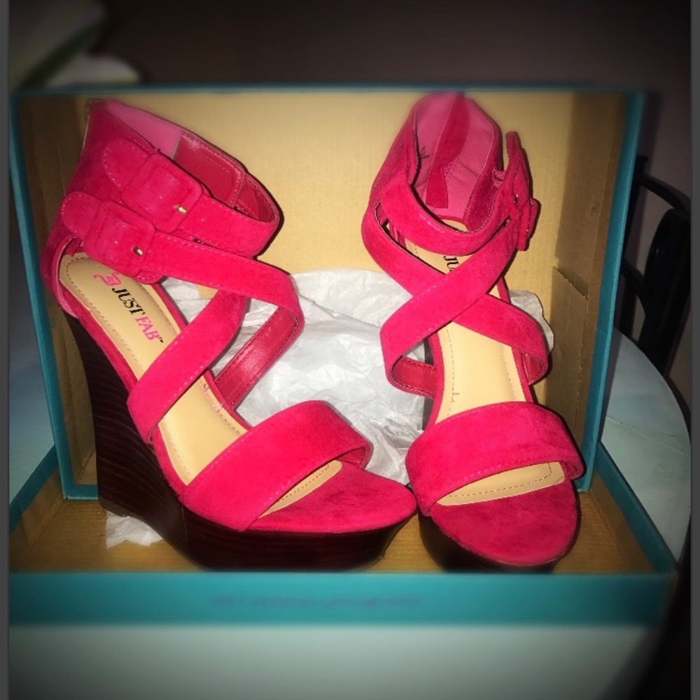 Provocative Red Wedges