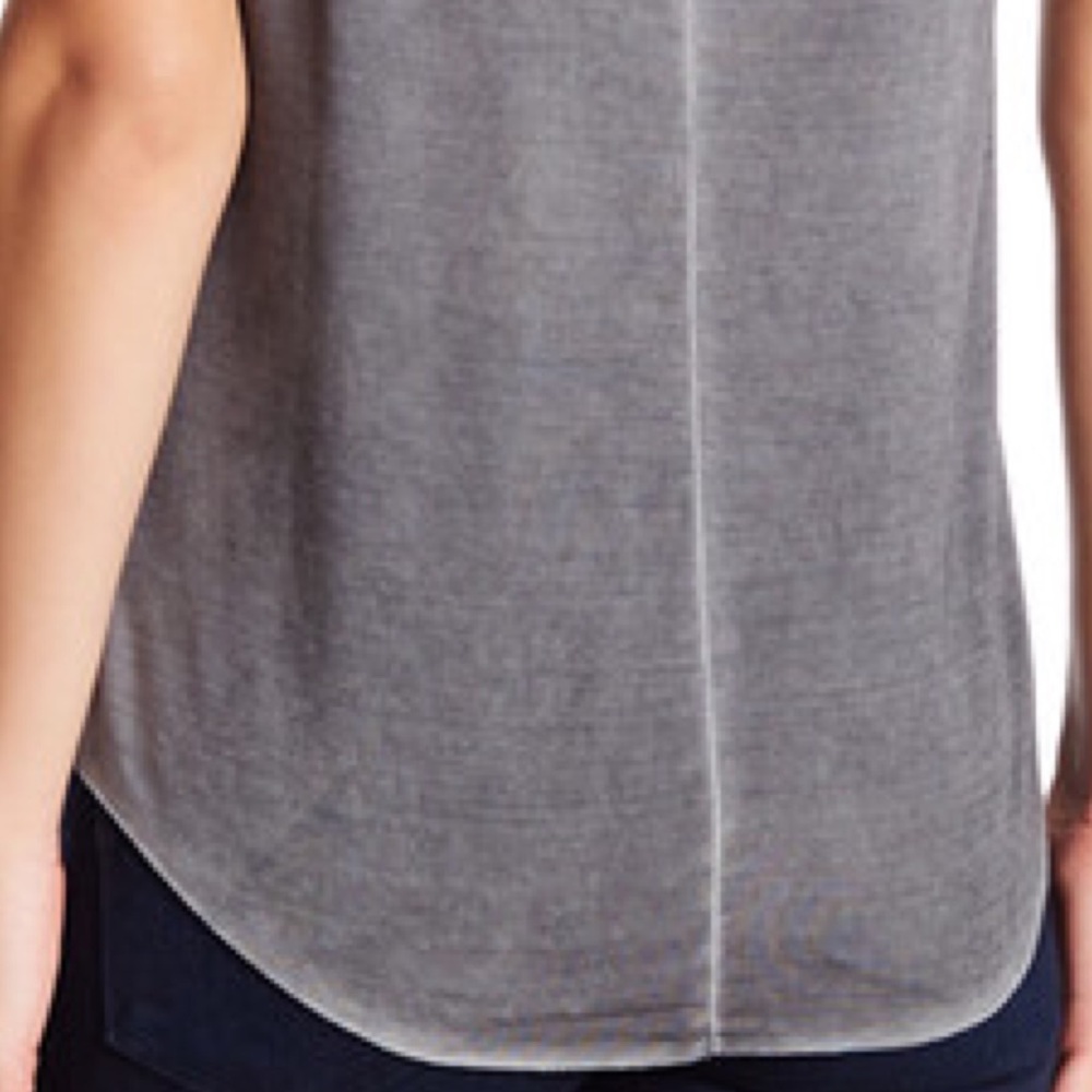 Silky SOFT V-Neck Short Sleeve Tee Unfinished Hem - Picture 7 of 7