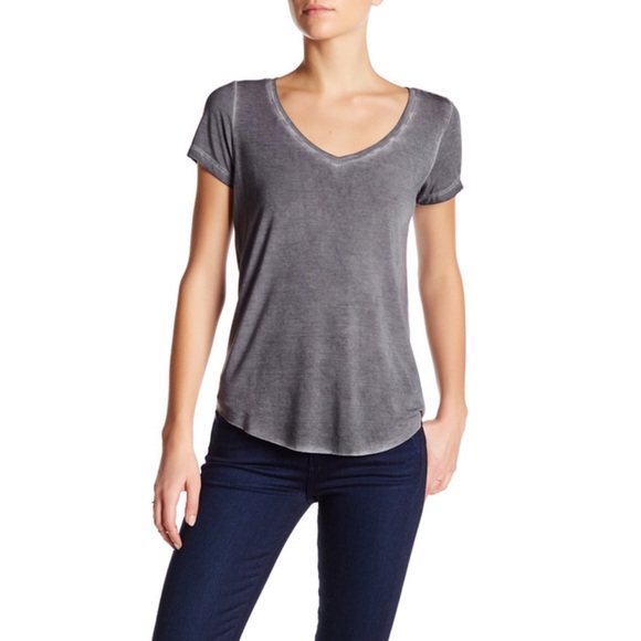 Silky SOFT V-Neck Short Sleeve Tee Unfinished Hem - Picture 2 of 7