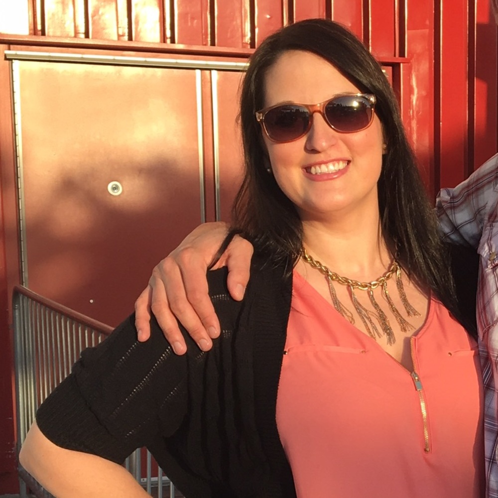 Meet your Posher, Cari