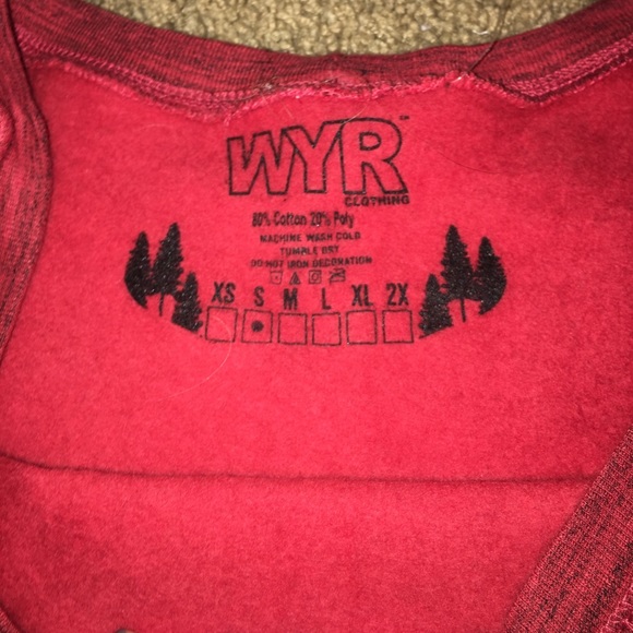 NWT Red and black Montana sweatshirt - Picture 2 of 4