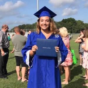 Meet your Posher, Danielle