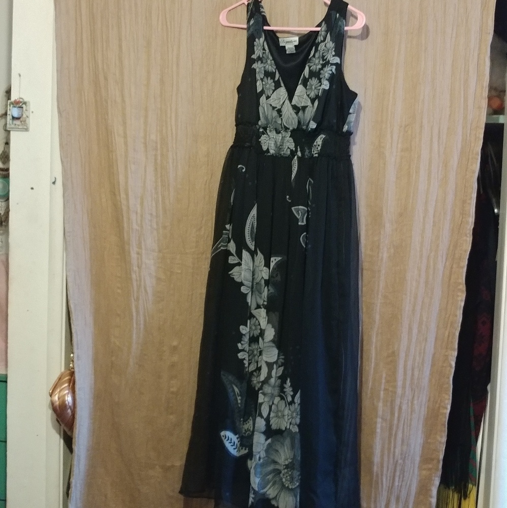 JMB Signature long Black ans Gray floral dress