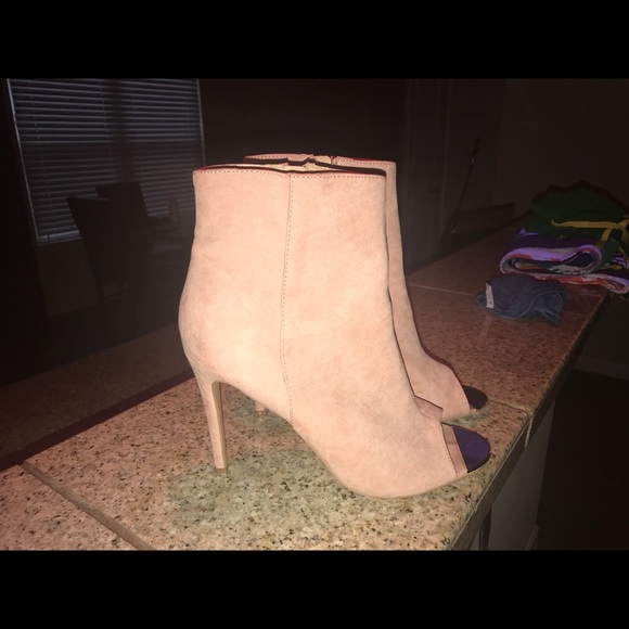 Cute babby pink heels - Picture 1 of 4