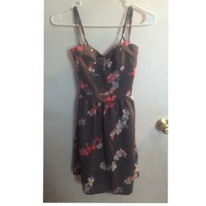 American Eagle grey floral dress