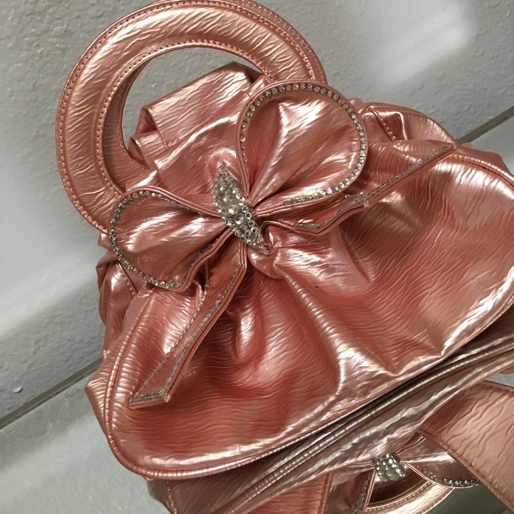 Pink purse