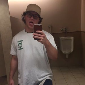 Meet your Posher, Thomas