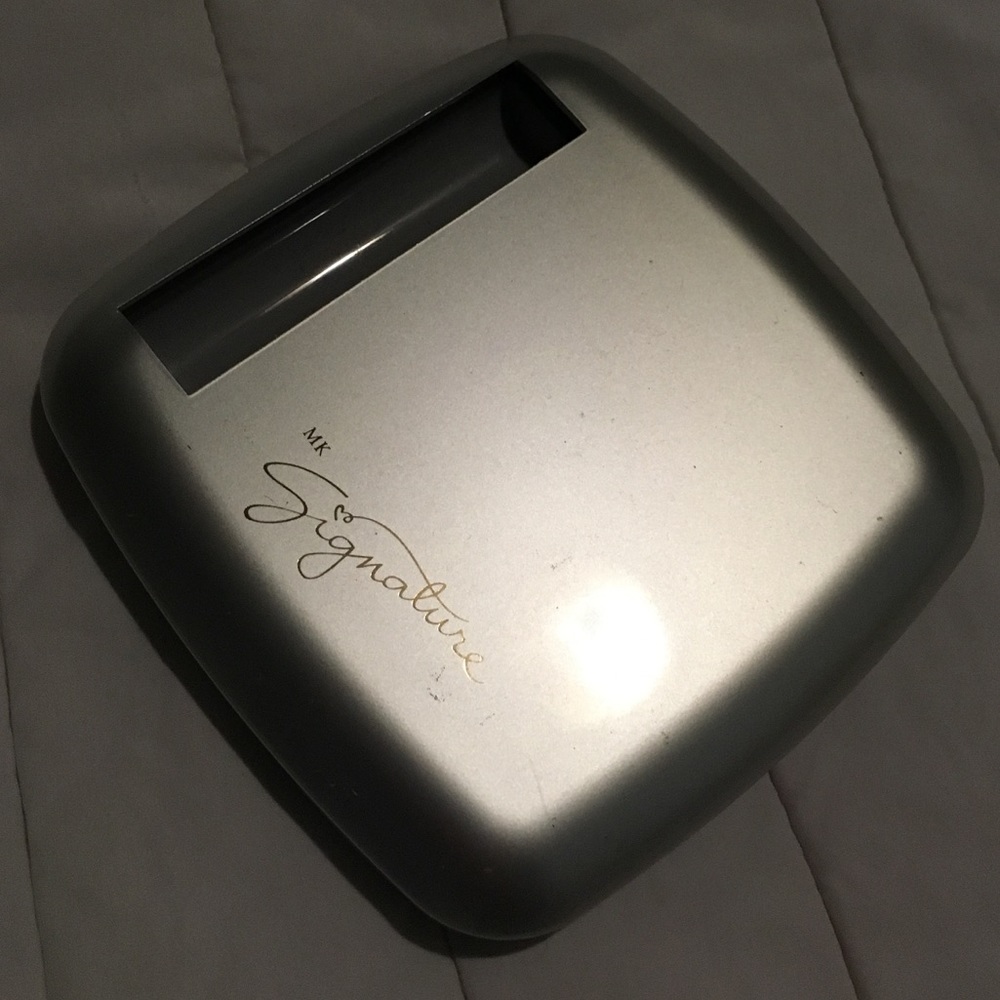 Mary Kay Compact Case - Previous Generation
