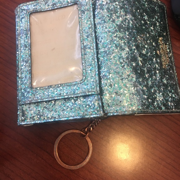 Kate Spade Wallet - Picture 4 of 4