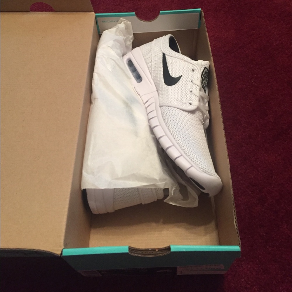 Brand New! Pair of Stefan Janoski shoes! NIKE!