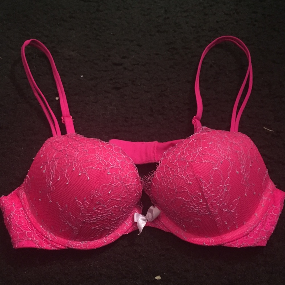 🆕Like new Victoria's Secret "very sexy push-up"