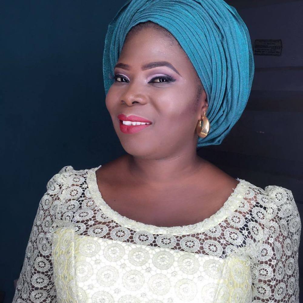 Meet your Posher, Olasubomii