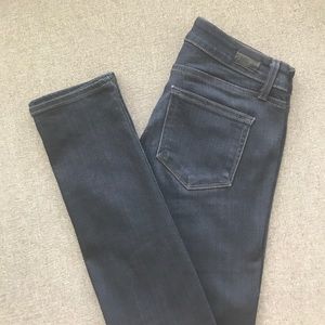 Paige Skyline Skinny Jeans - like NEW!