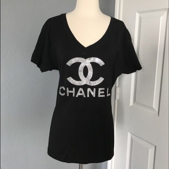 Chanel v neck t shirt Clearance