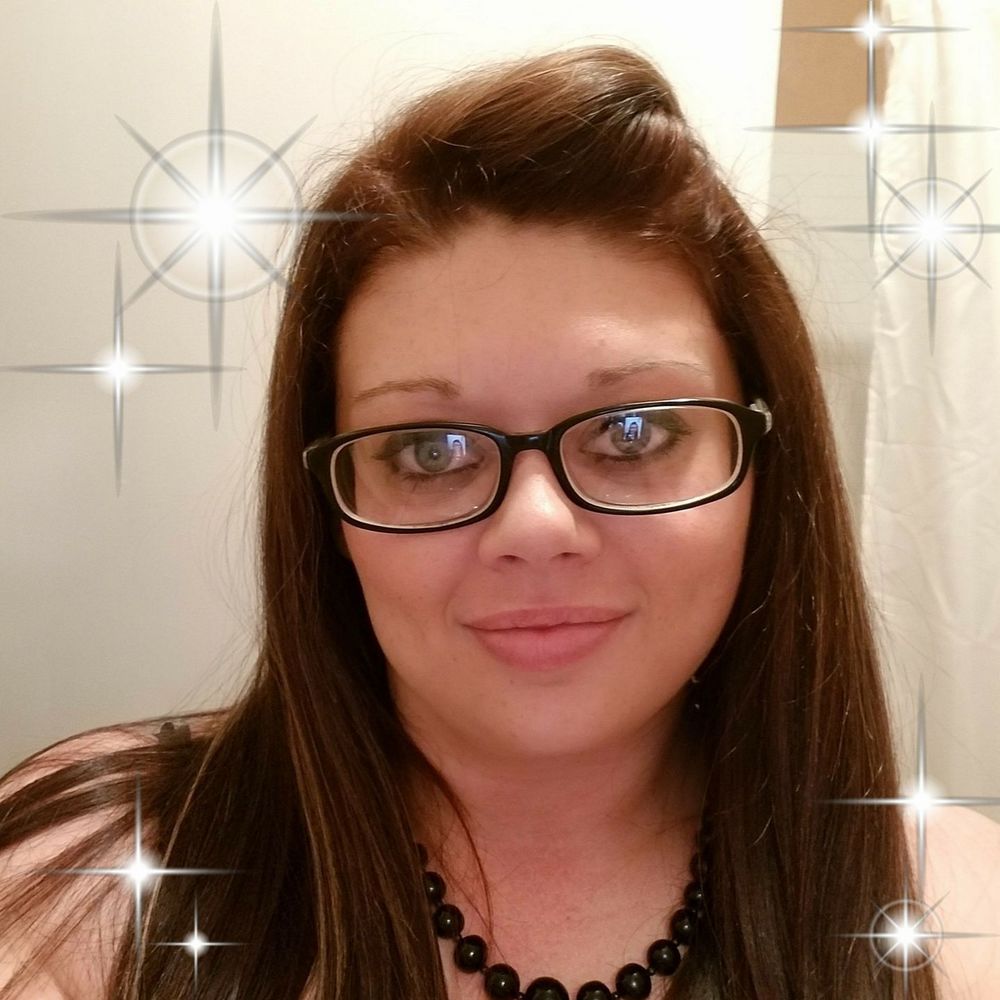 Meet your Posher, Danyalle