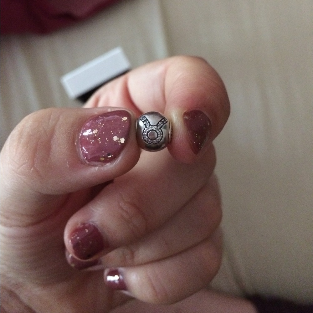 NWOT PANDORA Essence Collection Taurus Bead
