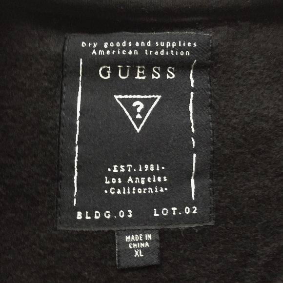 Guess Sweater - Picture 3 of 4