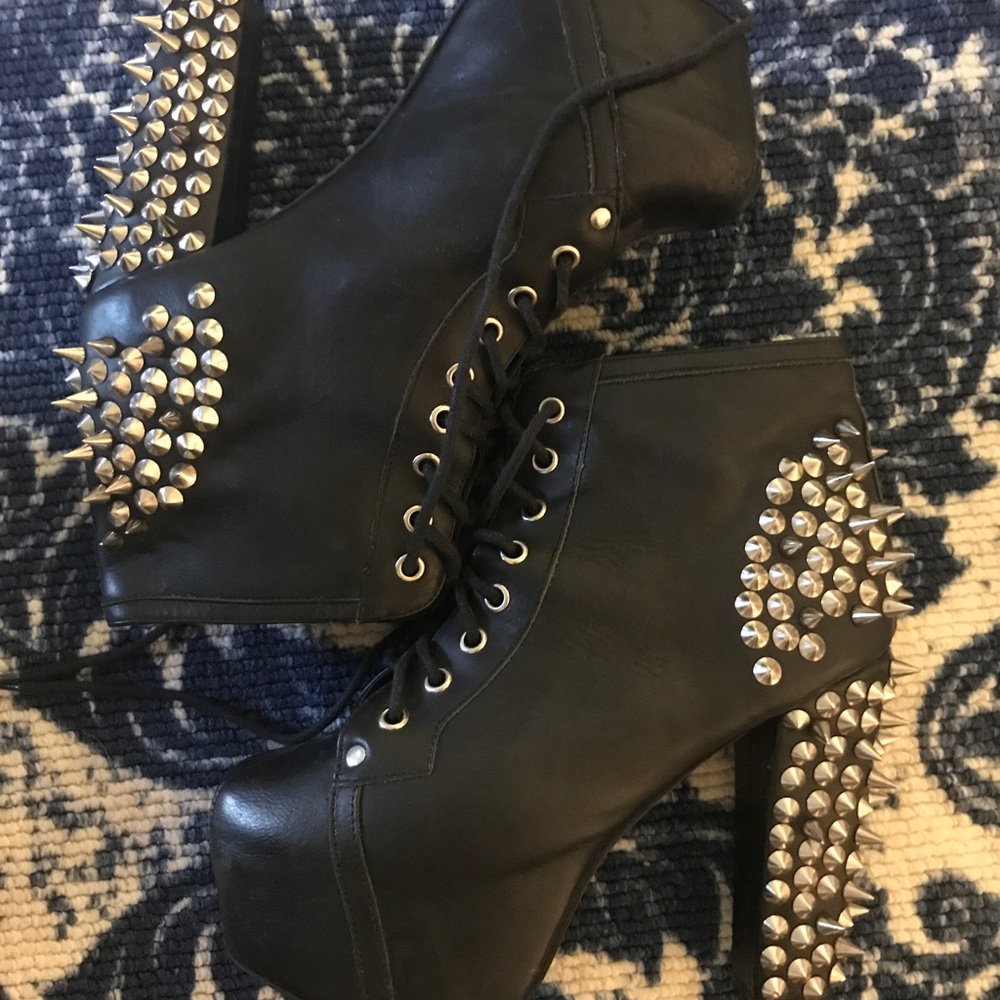 Jeffrey Campbell Litas