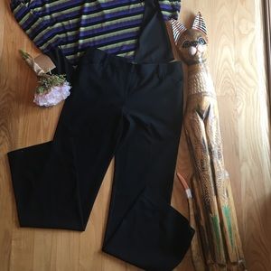 Starcity dress pant in size 5 (Juniors).