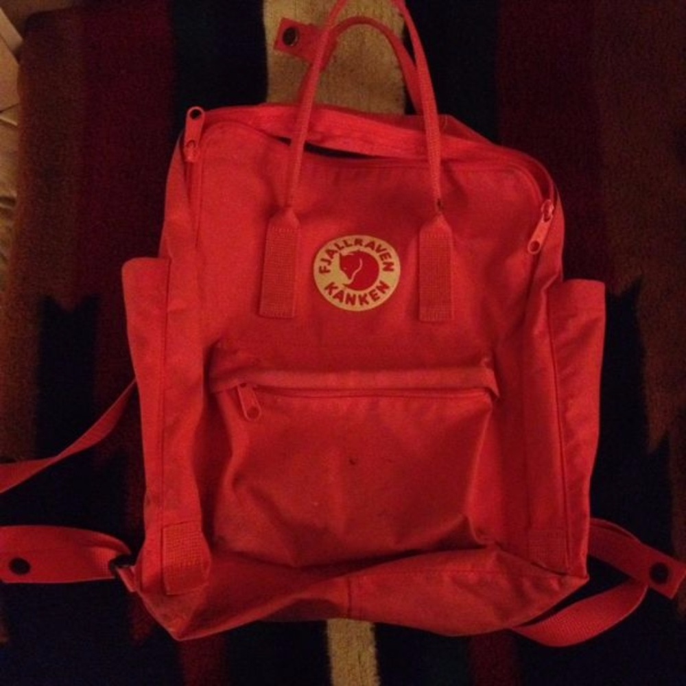 Fjallraven Kanken Classic Peach Pink