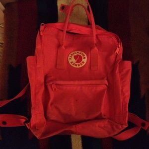 Fjallraven Kanken Classic Peach Pink