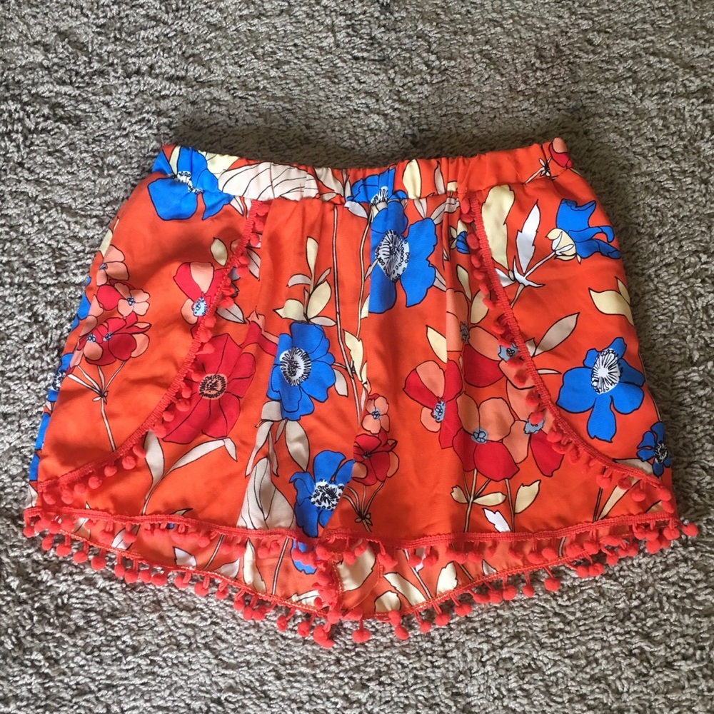 Tropical pom Pom shorts Small