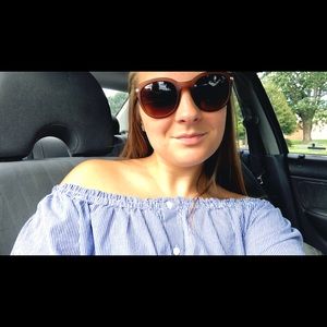 Meet your Posher, Kelsey