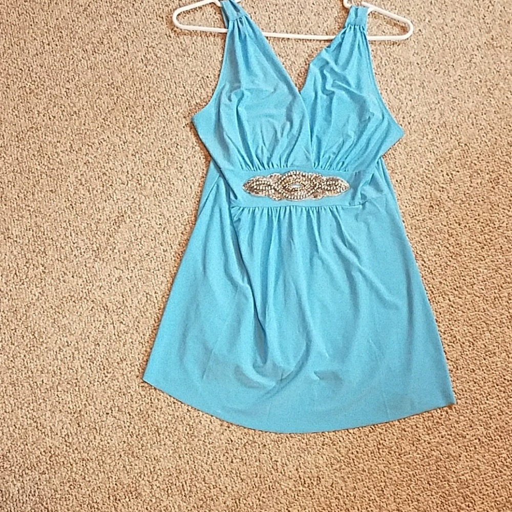 Light blue tank with "bling"