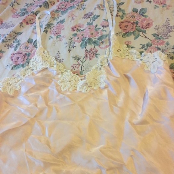 Lingerie💖 - Picture 2 of 2